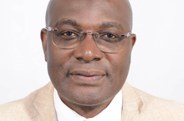 Dr Mpoki Ulisubisya