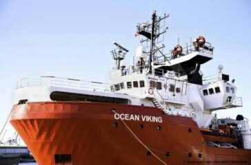 Refugee rescue ship