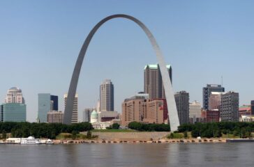Wikipedia-St-Louis-STL_Skyline_2007_edit-2